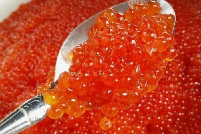 تصویر 2 از خاویار سالمون طلایی با دانه های درشت و تازه